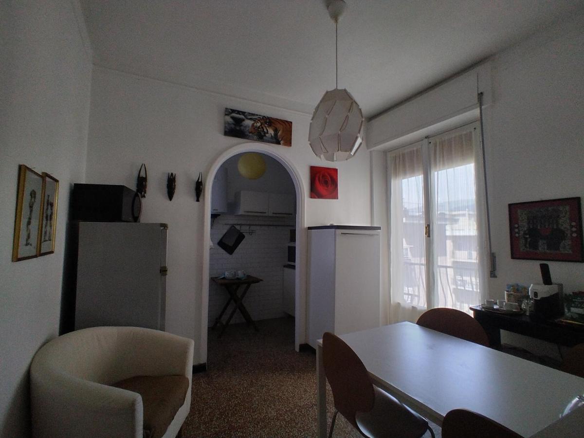 Trilocale Cecilia'S Studio Janov Exteriér fotografie